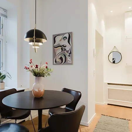 Elegant By The Grand Station Apartamento Copenhaga